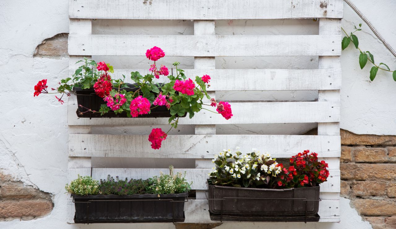 Come arredare un giardino spendendo poco con gusto - Evocasa